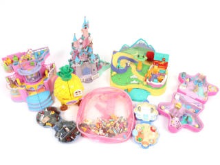 Lot 137 - BLUEBIRD TOYS (CHINE) (8)