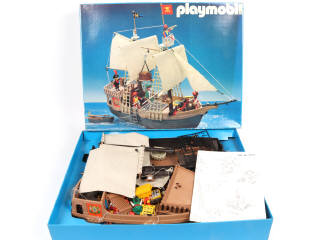 Lot 203 - PLAYMOBIL (ALLEMAGNE) (1)