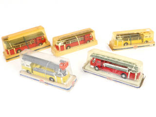 Lot 422 - MODEL POWER (HONG KONG) (5)