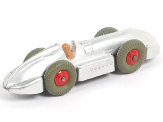 Lot 376 - DINKY TOYS (GB) (1)