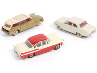 Lot 357 - DINKY TOYS (FRANCE) (3)