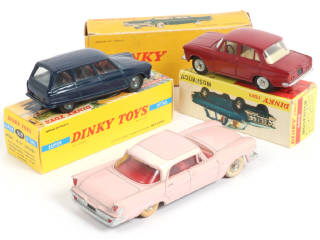 Lot 360 - DINKY TOYS (FRANCE) (4)