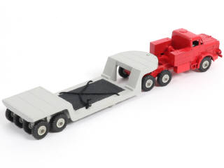 Lot 398 - DINKY TOYS (GB) (1)