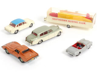 Lot 420 - DINKY TOYS (GB) (5)