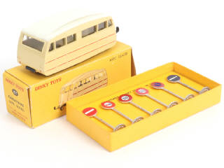 Lot 349 - DINKY TOYS (FRANCE) (2)