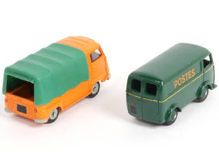 Lot 320 - DINKY TOYS (FRANCE) (2)
