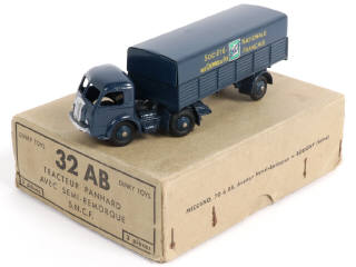 Lot 304 - DINKY TOYS (FRANCE) (2)