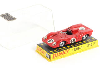 Lot 295 - DINKY TOYS (FRANCE) (1)
