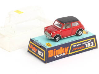 Lot 385 - DINKY TOYS (GB) (1)