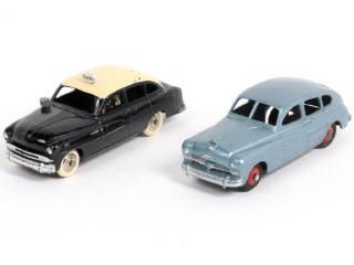 Lot 342 - DINKY TOYS (FRANCE) (2)