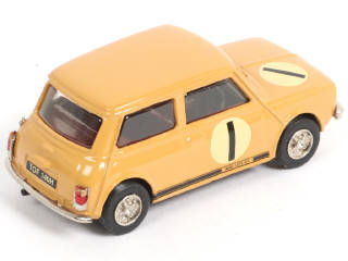 Lot 173 - MINI CLASSICS (GB) (1)