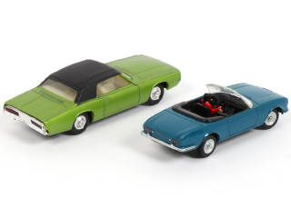 Lot 331 - DINKY TOYS (FRANCE) (2)