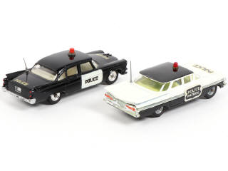 Lot 66 - DIVERS (GB) (2)