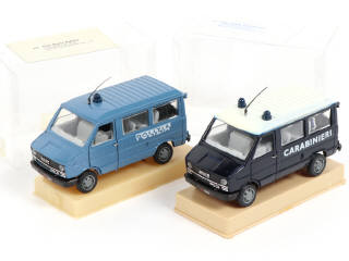 Lot 119 - OLD CARS (ITALIE) (2)