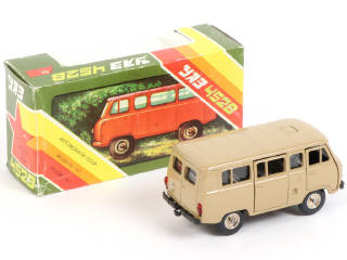 Lot 73 - NOVOEXPORT (URSS) (1)