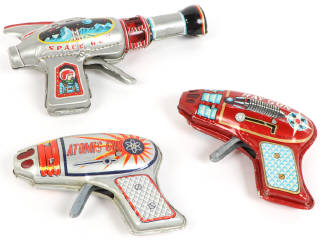 Lot 3 - DIVERS (JAPON) (3)