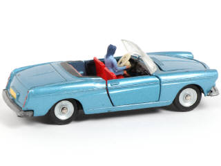 Lot 253 - DINKY TOYS (FRANCE) (1)