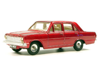 Lot 114 - DINKY TOYS GB (1)