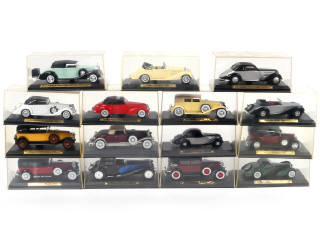 Lot 103 - DIVERS (15)