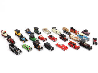 Lot 115 - DIVERS (25)