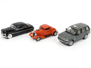 Lot 246 - ERTL (USA) (3)