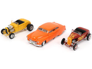 Lot 242 - ERTL (USA) (3)