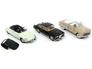 Lot 268 - SUN STAR (CHINE) (3)