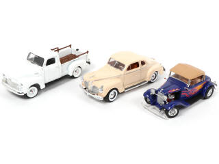 Lot 259 - ROAD SIGNATURE (CHINE) (3)