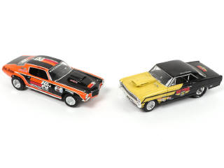 Lot 197 - ERTL (USA) (2)