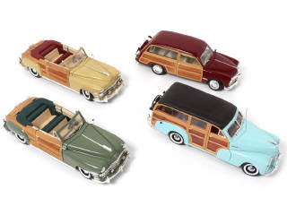 Lot 290 - DIVERS (4)