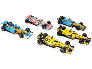 Lot 138 - MATTEL (5)