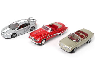 Lot 224 - MOTOR MAX (3)