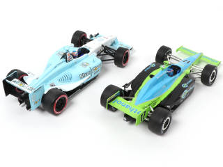 Lot 32 - GREENLIGHT COLLECTIBLES (2)