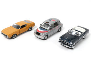 Lot 264 - SUN STAR (CHINE) (3)