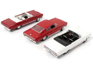 Lot 261 - ROAD SIGNATURE (CHINE) (3)