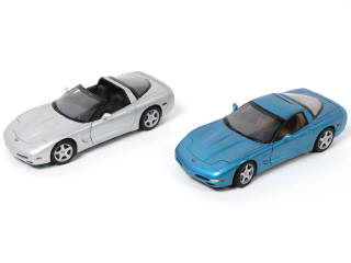 Lot 220 - UT MODELS (ALLEMAGNE) (2)