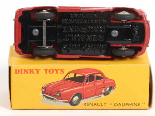 Lot 303 - DINKY TOYS (FRANCE) (1)