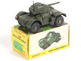Lot 314 - DINKY TOYS (FRANCE) (1)