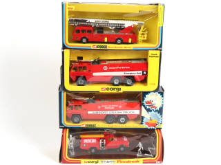 Lot 153 - CORGI TOYS (GB) (4)