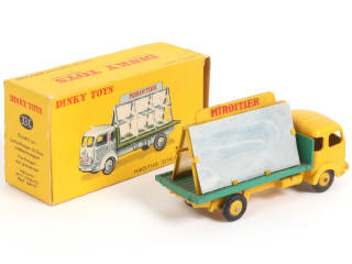 Lot 308 - DINKY TOYS (FRANCE) (1)