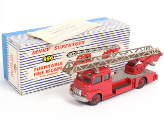 Lot 251 - DINKY TOYS (GB) (1)