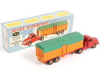 Lot 309 - DINKY TOYS (FRANCE) (1)