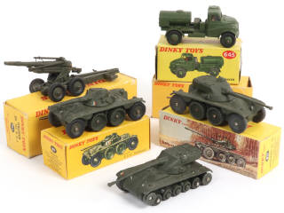 Lot 321 - DINKY TOYS (FRANCE) (4)