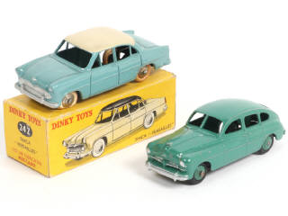 Lot 325 - DINKY TOYS (FRANCE) (2)