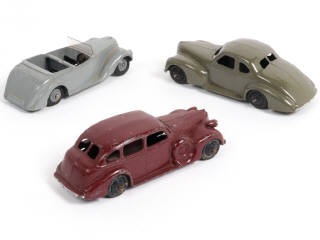 Lot 282 - DINKY TOYS (GB) (3)