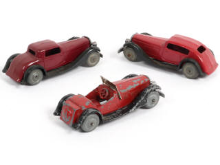 Lot 331 - DINKY TOYS (FRANCE) (3)