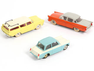 Lot 284 - DINKY TOYS (GB) (3)