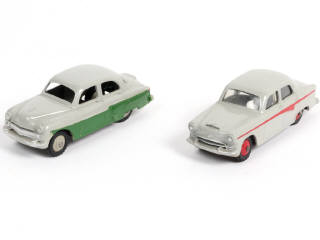 Lot 259 - DINKY TOYS (GB) (2)