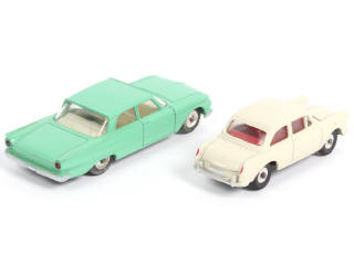Lot 268 - DINKY TOYS (GB) (2)