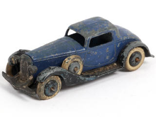 Lot 299 - DINKY TOYS (FRANCE) (1)